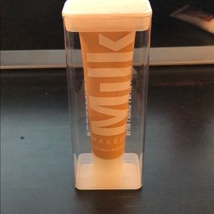 Milk makeup - Blur liquid - Golden sand